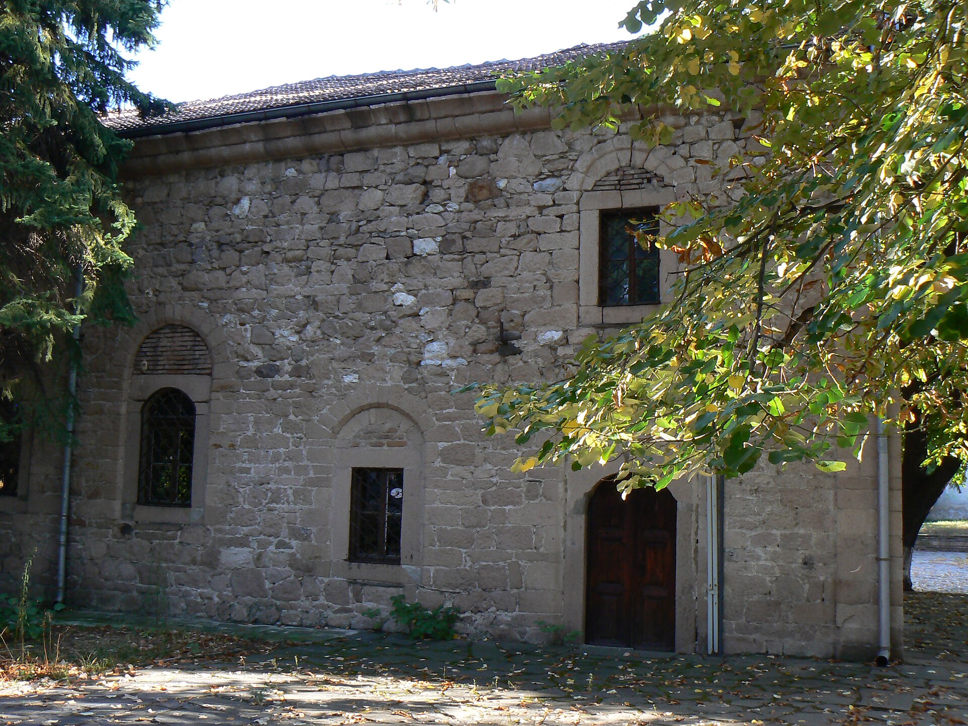Перущица